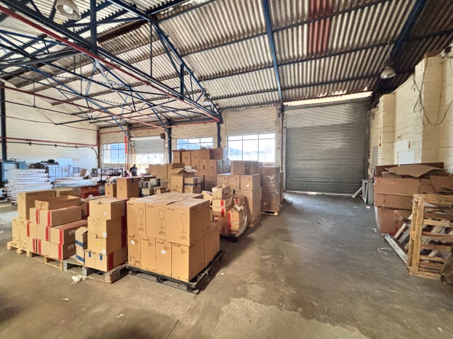 To Let commercial Property for Rent in Paarden Eiland Western Cape